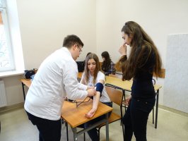 Warsztaty w Zakładzie Fizjologii i Patofizjologii Doświadczalnej  - uczniowie z III LO w Białymstoku