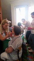 Studentki k. Kosmetologia na spotkaniu w Domu Matki i Dziecka Caritas Archidiecezji Białostockiej w Supraślu