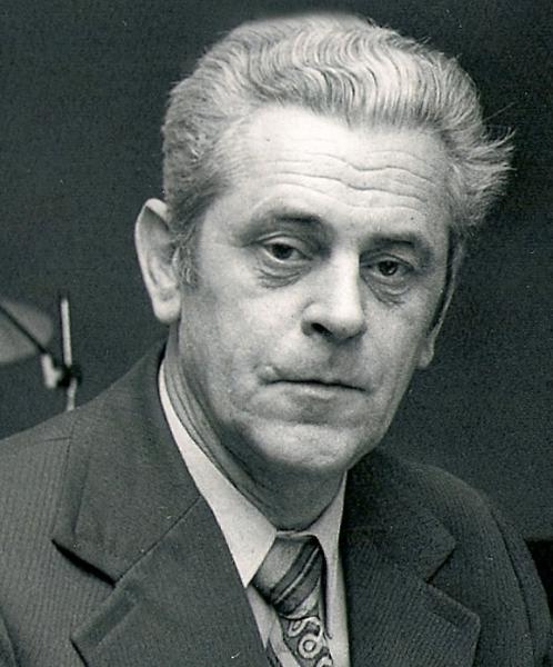 Profesor  Juliusz Popowicz