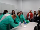 Uczniowie I LO w Ciechanowie podczas zajęć w Zakładzie Farmakodynamiki
