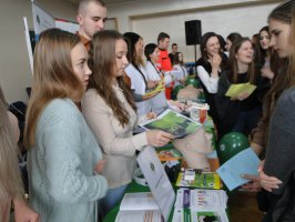 XII Targi Edukacyjne w II LO w Białymstoku