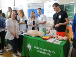 XII Targi Edukacyjne w II LO w Białymstoku