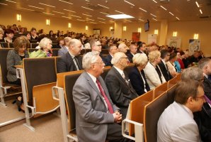 Wydział Farmaceutyczny z Oddziałem Medycyny Laboratoryjnej UMB świętuje jubileusz 40-lecia.