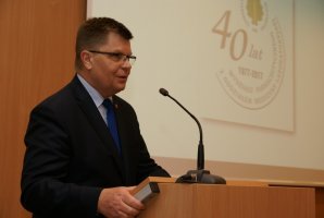 Wydział Farmaceutyczny z Oddziałem Medycyny Laboratoryjnej UMB świętuje jubileusz 40-lecia.