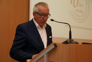 Wydział Farmaceutyczny z Oddziałem Medycyny Laboratoryjnej UMB świętuje jubileusz 40-lecia.