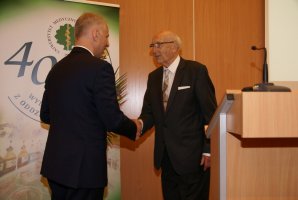 Wydział Farmaceutyczny z Oddziałem Medycyny Laboratoryjnej UMB świętuje jubileusz 40-lecia.