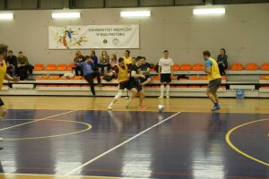 Rozgrywki w futsalu VIII Turniej Sportowy UMB