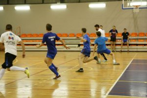 Rozgrywki w futsalu VIII Turniej Sportowy UMB
