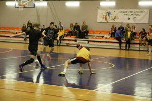 Rozgrywki w futsalu VIII Turniej Sportowy UMB