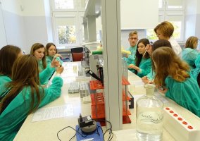 Warsztaty z udziałem uczniów z ILO w Ostrołęce w Zakładzie Toksykologii