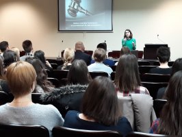 Ustawa o zawodzie fizjoterapeuty - wykład dr Emilii Sarnackiej