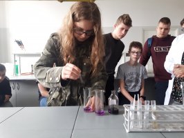 Uczniowie klasy siódmej ze Szkoły Podstawowej im. Hugona Kołłątaja odwiedzili UMB 