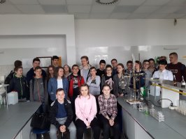 Uczniowie klasy siódmej ze Szkoły Podstawowej im. Hugona Kołłątaja odwiedzili UMB 