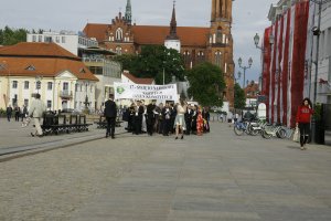 Norwescy studenci UMB marszem ulicami Białegostoku uczcili Święto Niepodległości swego kraju
