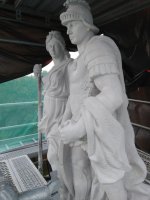 Renowacja rzeźb na dachu Pałacu Branickich zakończona 