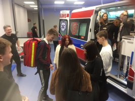 Centrum Symulacji Medycznej UMB odwiedzili licealiści z Olecka