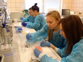 Białostockie Talenty XXI - warsztaty w Zakładzie Chemii Leków