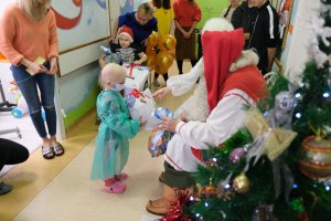 Mikołaj w Uniwersyteckim Dziecięcym Szpitalu Klinicznym w Białymstoku