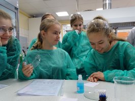 Szkoła Podstawowa nr 50 w Zakładzie chemii nieorganicznej i analitycznej 