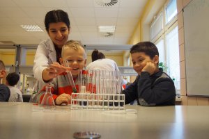 Przedszkolaki w Euroregionalnym Centrum Farmacji
