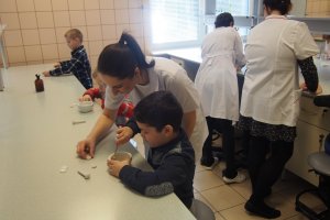 Przedszkolaki w Euroregionalnym Centrum Farmacji