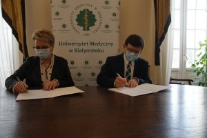 UMB podpisał umowę o współpracy z SPP ZOZ w Choroszczy