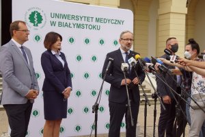 Minister Zdrowia Adam Niedzielski z wizytą na UMB Minister Zdrowia Adam Niedzielski z wizytą na UMB