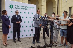 Minister Zdrowia Adam Niedzielski z wizytą na UMB Minister Zdrowia Adam Niedzielski z wizytą na UMB