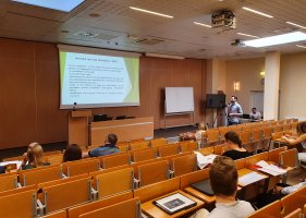 Wystąpienia uczestników szkoły letniej.