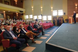 Podziękowania za pracę w szpitalach tymczasowych 