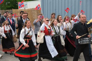 The march of MUB’s Norwegian students on the occasion of the Norway Independence Day