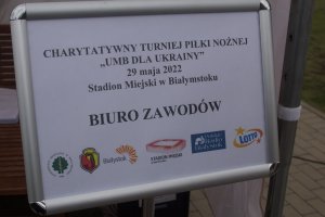 Blisko 12 tysięcy złotych udało się zebrać podczas turnieju charytatywnego organizowanego przez UMB na zakup karetki dla Lwowa.   