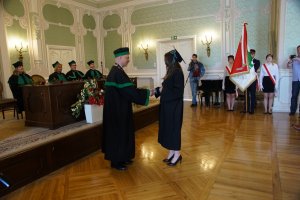 Absolwenci farmacji UMB uroczyście odebrali dyplomy