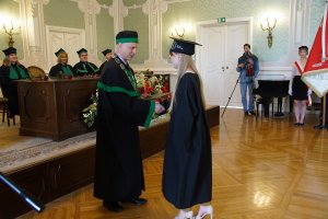 Absolwenci farmacji UMB uroczyście odebrali dyplomy