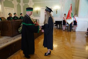 Absolwenci farmacji UMB uroczyście odebrali dyplomy