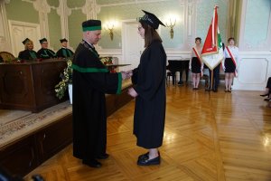 Absolwenci farmacji UMB uroczyście odebrali dyplomy