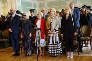 Absolwenci farmacji UMB uroczyście odebrali dyplomy