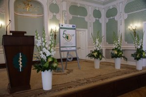 50 lat Kliniki Chirurgii Szczękowo-Twarzowej i Plastycznej 50 lat Kliniki Chirurgii Szczękowo-Twarzowej i Plastycznej