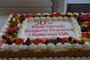 50 lat Kliniki Chirurgii Szczękowo-Twarzowej i Plastycznej 50 lat Kliniki Chirurgii Szczękowo-Twarzowej i Plastycznej