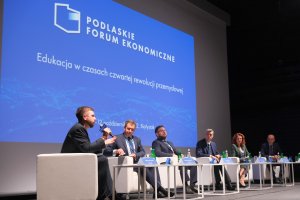 Przedstawiciele UMB uczestniczyli w Podlaskim Forum Ekonomicznym