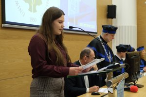 Uroczyste Rozdanie Dyplomów na Wydziale Nauk o Zdrowiu Uroczyste Rozdanie Dyplomów na Wydziale Nauk o Zdrowiu