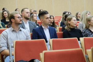 Uroczyste Rozdanie Dyplomów na Wydziale Nauk o Zdrowiu Uroczyste Rozdanie Dyplomów na Wydziale Nauk o Zdrowiu