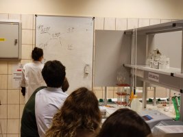 Konsultacje Obliczenia chemiczne z Projektu Biologia i chemia po akademicku 2 Konsultacje Obliczenia chemiczne z Projektu Biologia i chemia po akademicku 2