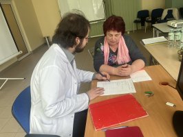 Kolejna edycja warsztatów studentów kierunku Farmacja i członków Klubu Seniora 60+ Kolejna edycja warsztatów studentów kierunku Farmacja i członków Klubu Seniora 60+