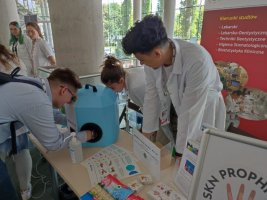 Uniwersytet Medyczny w Białymstoku wziął udział w Podlaskim Forum Młodych