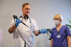 Zespół lekarzy z Białegostoku i Szczecina opracował nowy sposób pobierania kriobiopsji z miąższu płuca