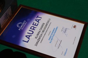 Klinika Chorób Zakaźnych i Neuroinfekcji UMB laureatem konkursu „Pomosty Przyszłości”