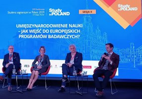 UMB o umiędzynarodowieniu studiów i badań naukowych