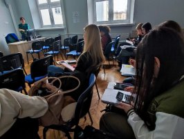 Konsultacje z Budowy Materii w ramach Biologii i Chemii po akademicku 3