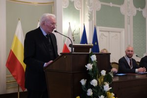 Profesor Marian Szamatowicz odebrał tytuł Honorowego Obywatela Białegostoku
